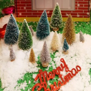 Goldenlight 5Pcs Artificial Mini Christmas Trees Mini Pine Tree